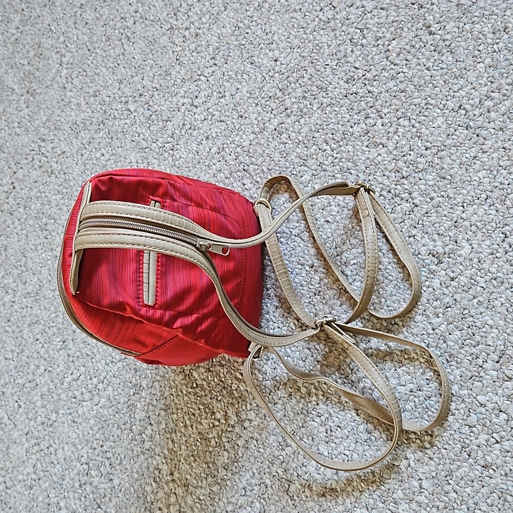 Multi-sac Small Backpack. - Picture 6 of 14